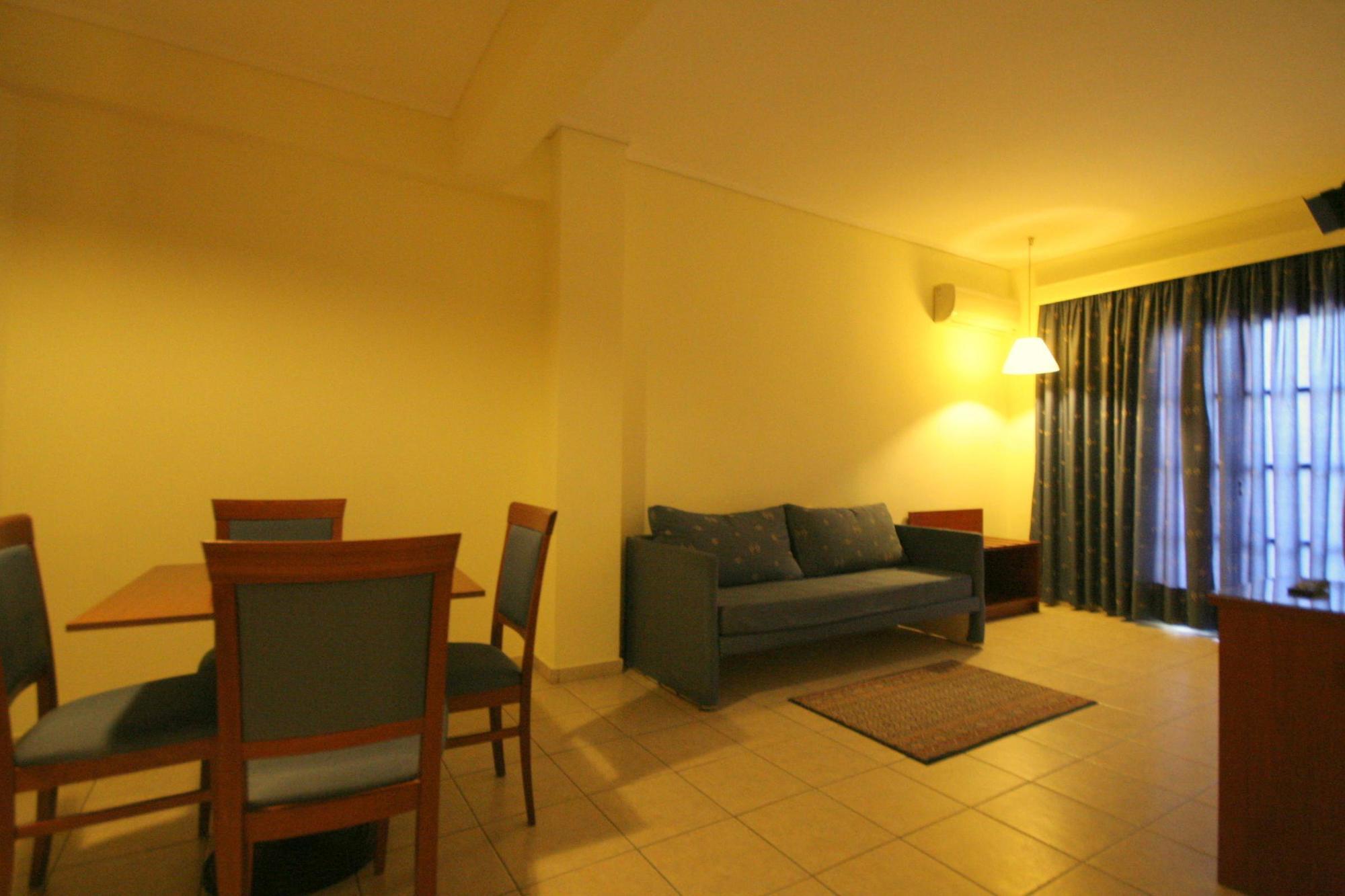 Theodorou Beach Hotel Apartments 살리디 외부 사진
